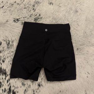 Lululemon biker align shorts size 6